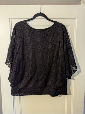 Women’s Vamp Black Lace Boatneck Top